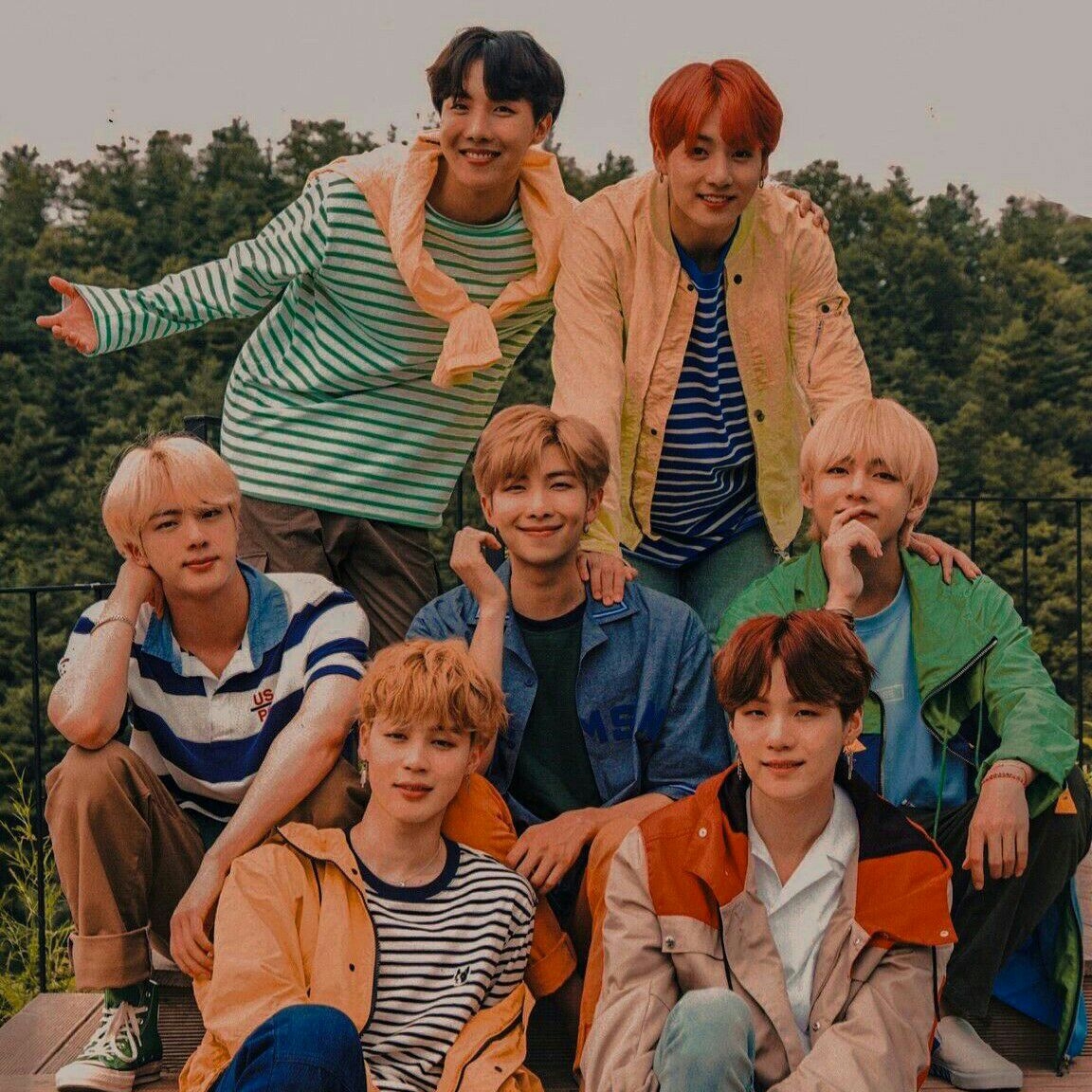 Behind-the-scenes cut of BTS