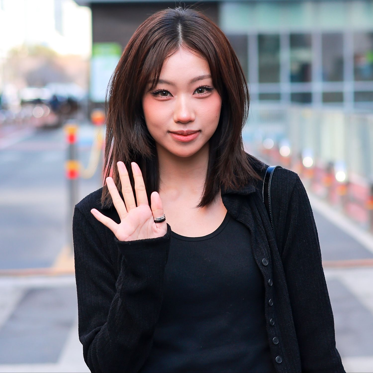 A moment captured by izna's fan