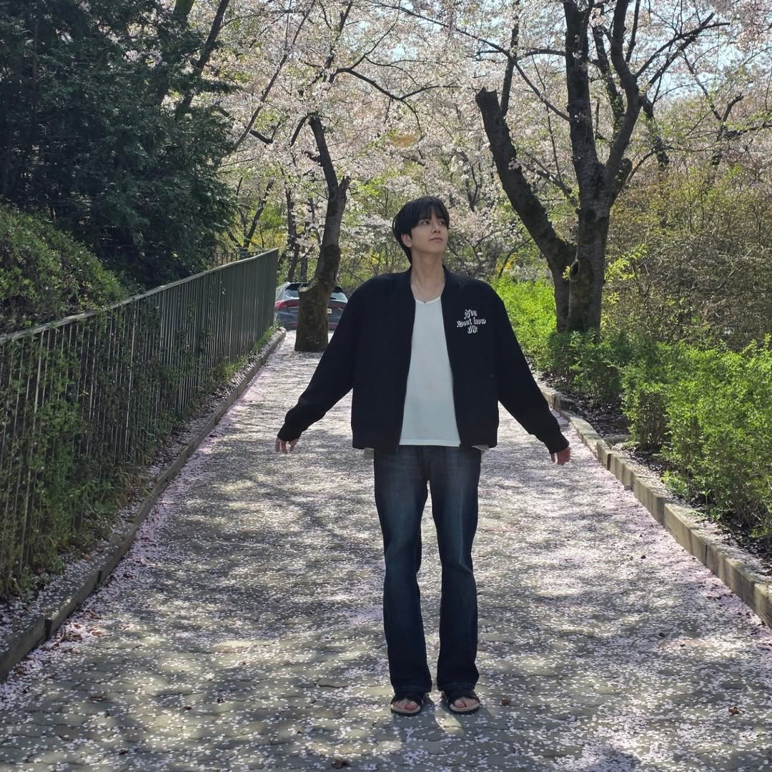 Recent activity shot of Younghoon (THE BOYZ)