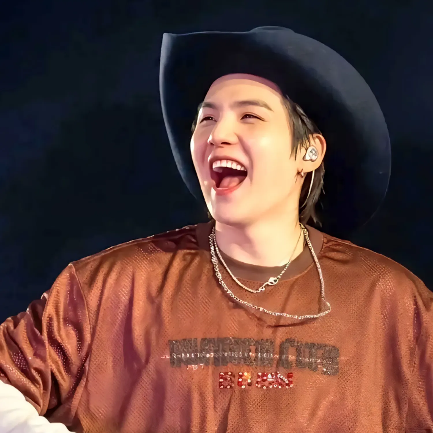 Potret di balik layar SUGA (BTS)