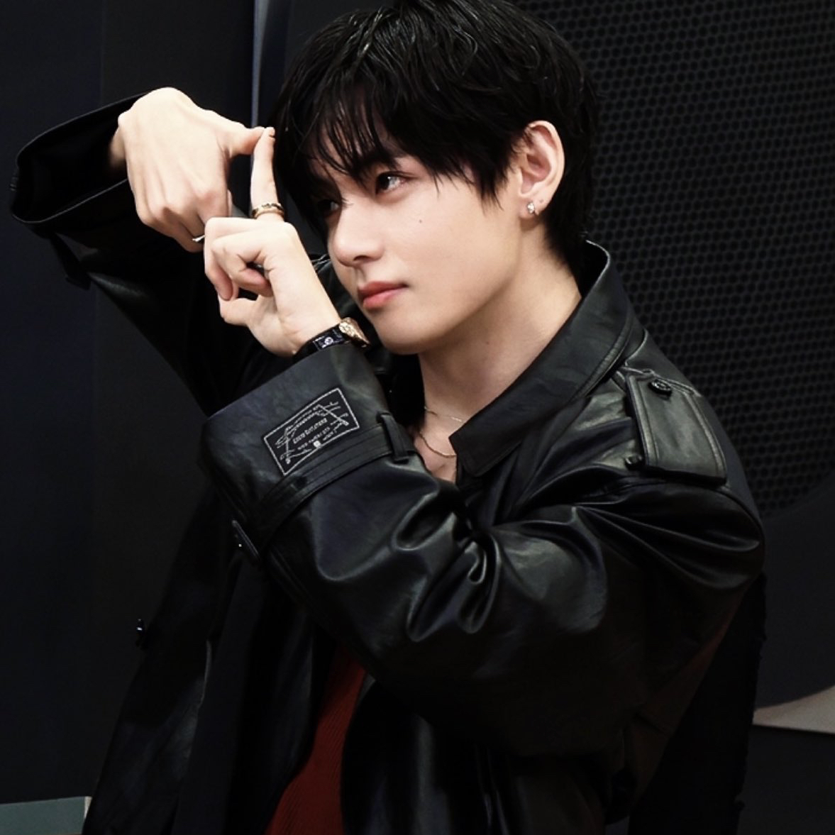 A moment captured by V (BTS)'s fan