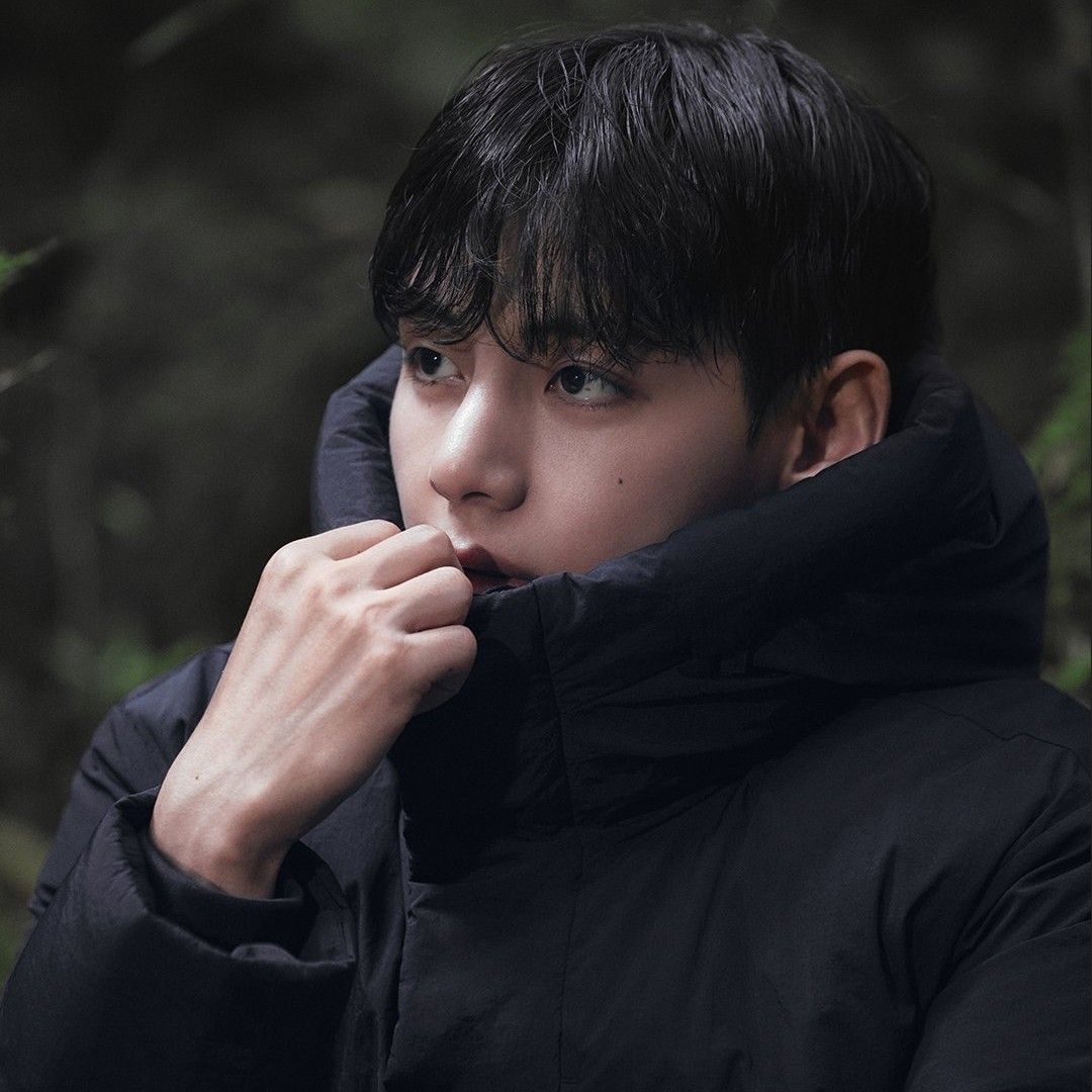 뷔 (방탄소년단)의 비하인드 컷