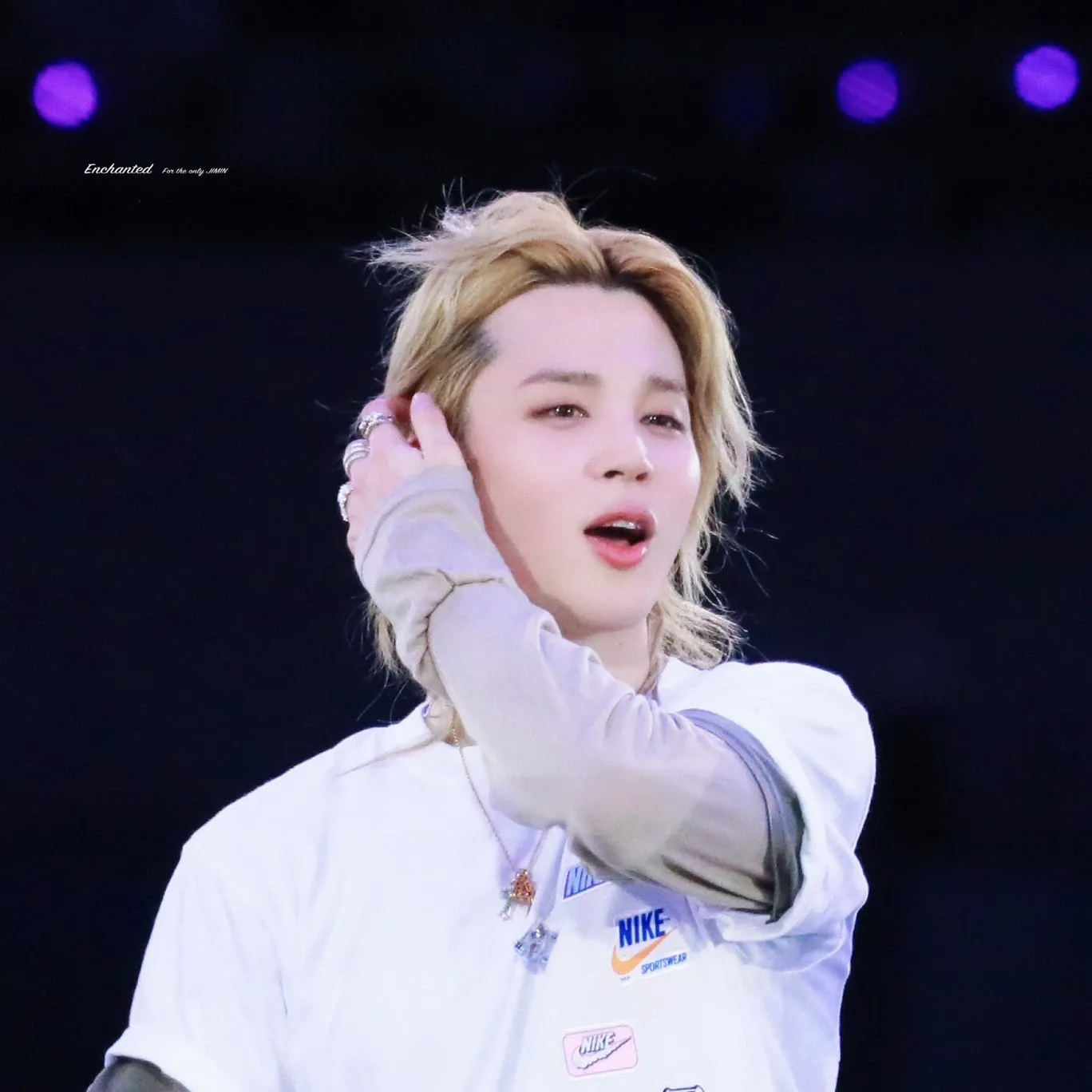 Foto aktivitas terbaru Jimin (BTS)
