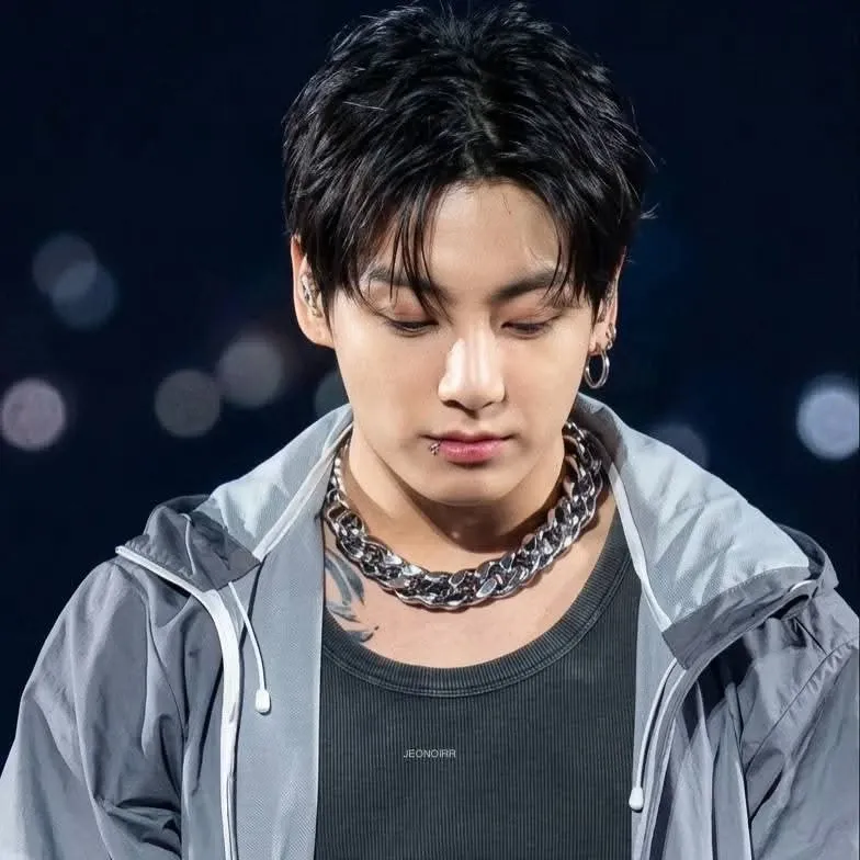 Latest photo of Jungkook (BTS)