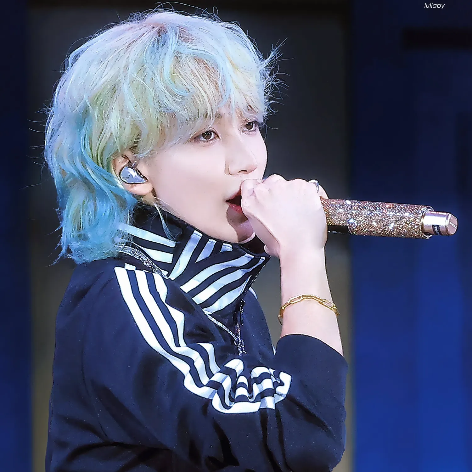 淨漢 (SEVENTEEN)的最新活動照片