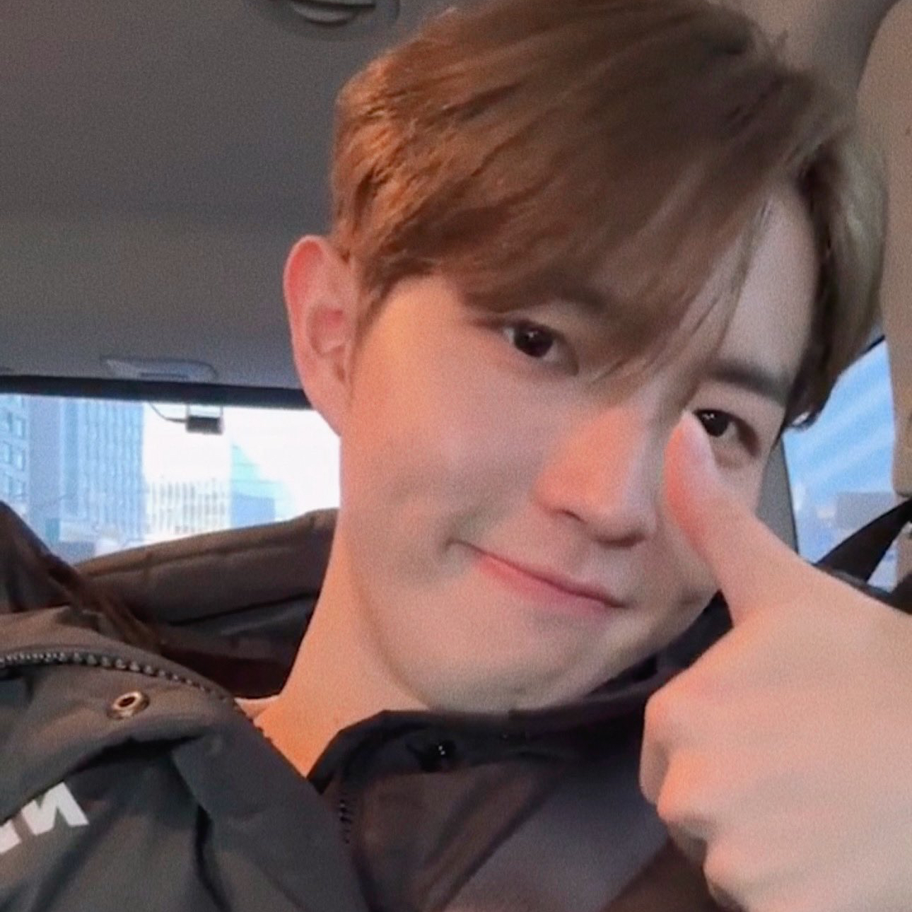 金在奐粉絲拍下的瞬間