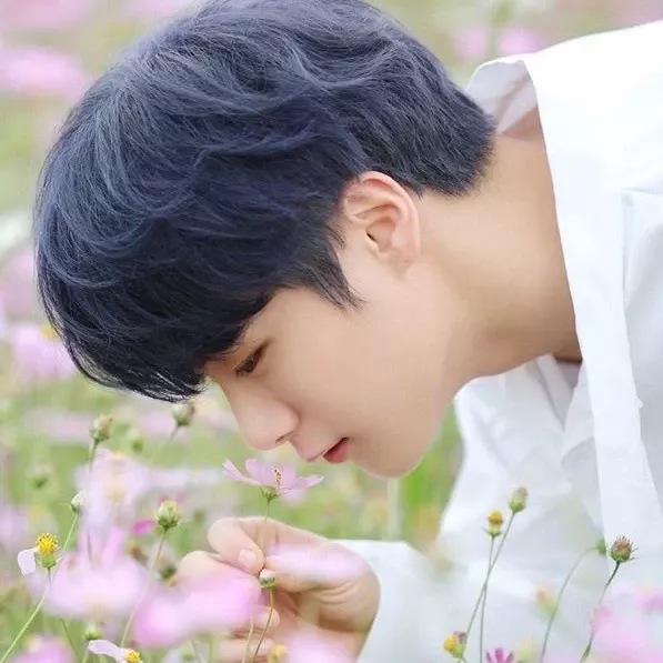 Behind-the-scenes cut of Moonbin (ASTRO)