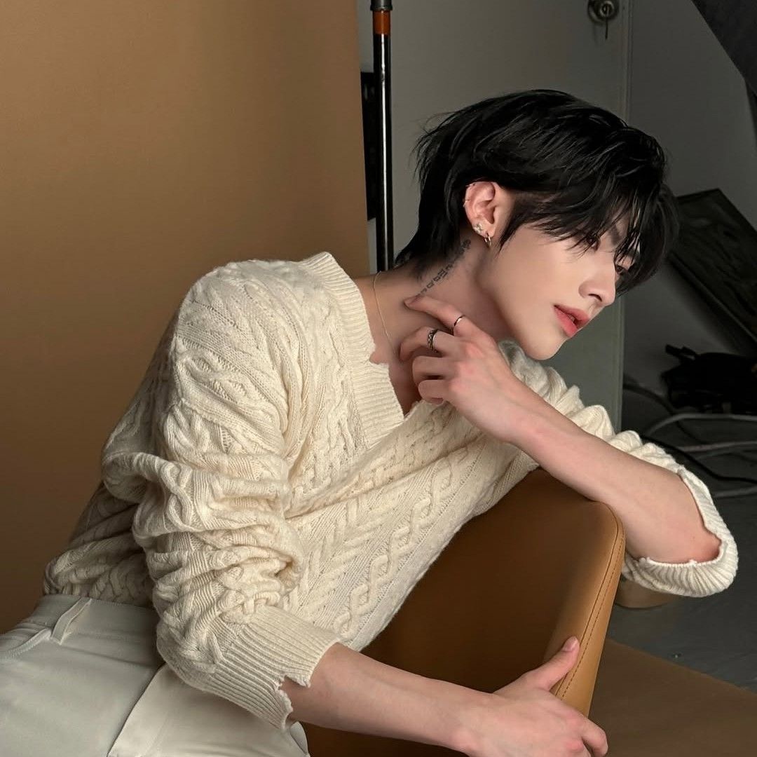 A moment captured by Ricky (ZEROBASEONE)'s fan