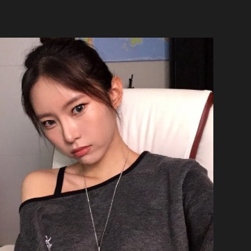 Latest photo of Monday (Weeekly)