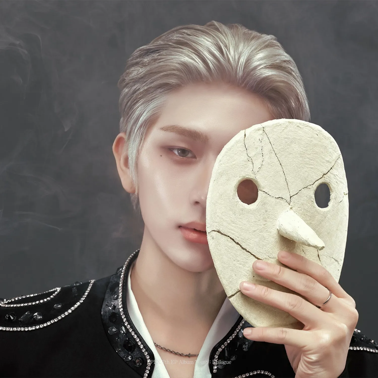 Behind-the-scenes cut of Baekseung (EPEX)
