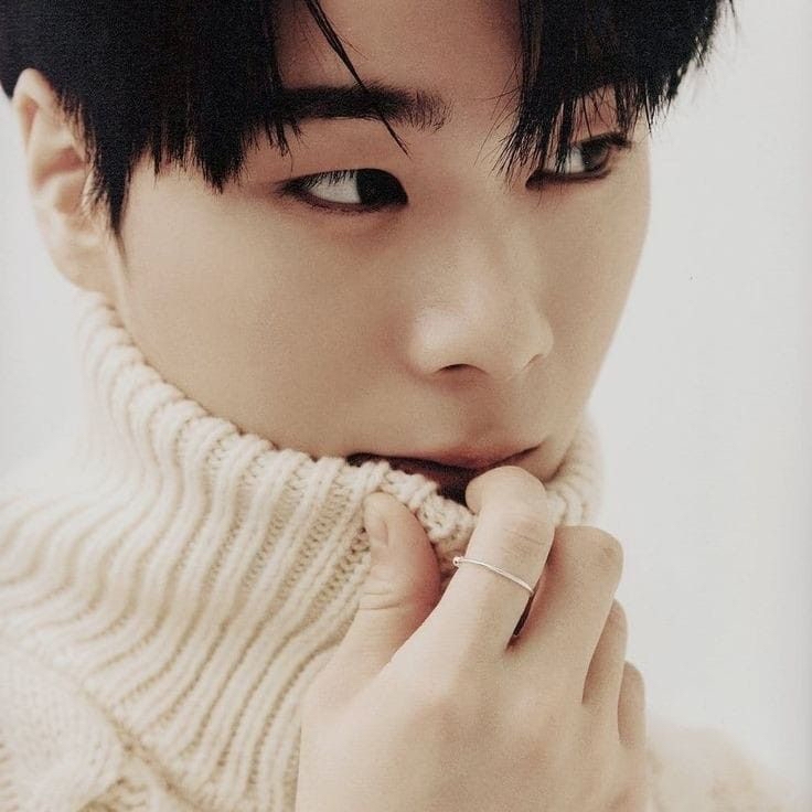 A moment captured by Moonbin (ASTRO)'s fan