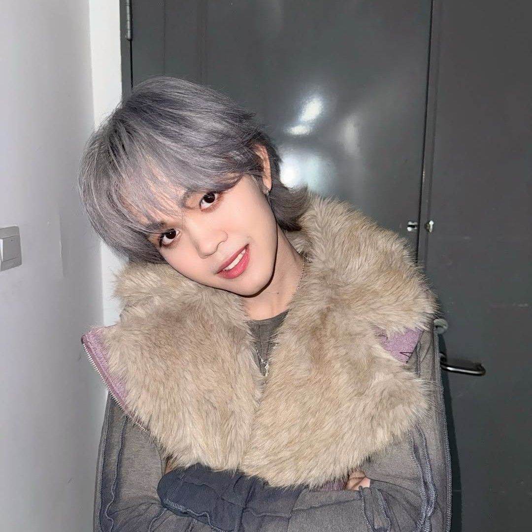 Behind-the-scenes cut of THI-O (NexT1DE)