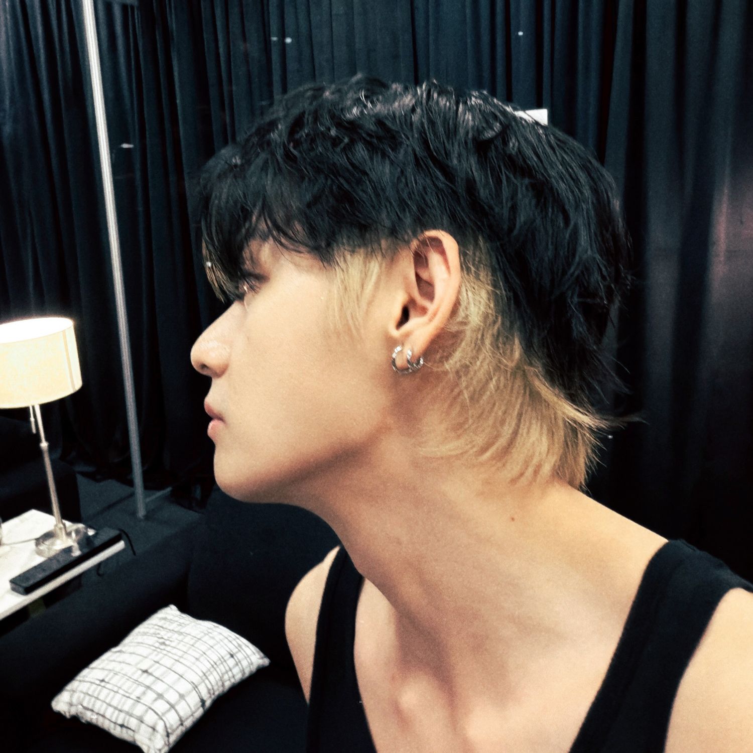 Potret di balik layar V (BTS)