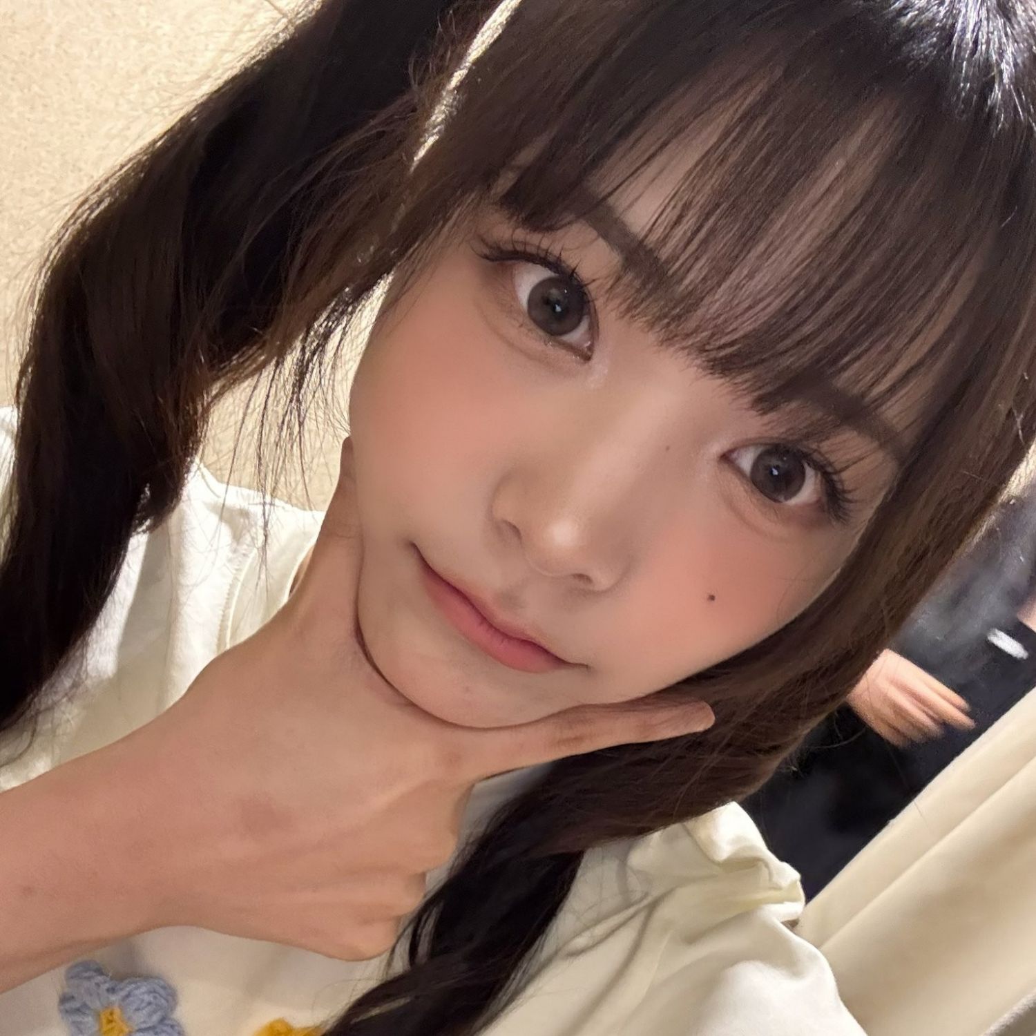 Latest photo of Siyeon (QWER)