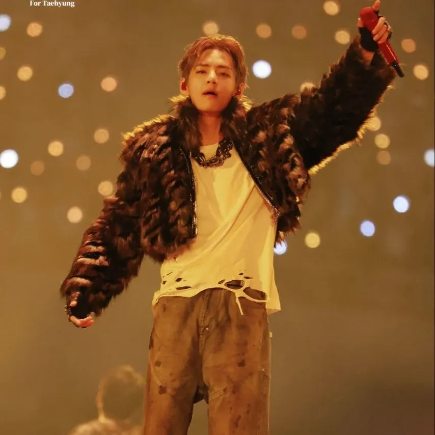 Momen yang diabadikan oleh penggemar V (BTS)