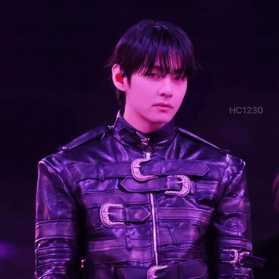 Momen yang diabadikan oleh penggemar V (BTS)