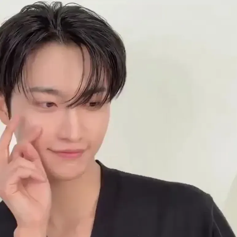 Behind-the-scenes cut of Seonghwa (ATEEZ)
