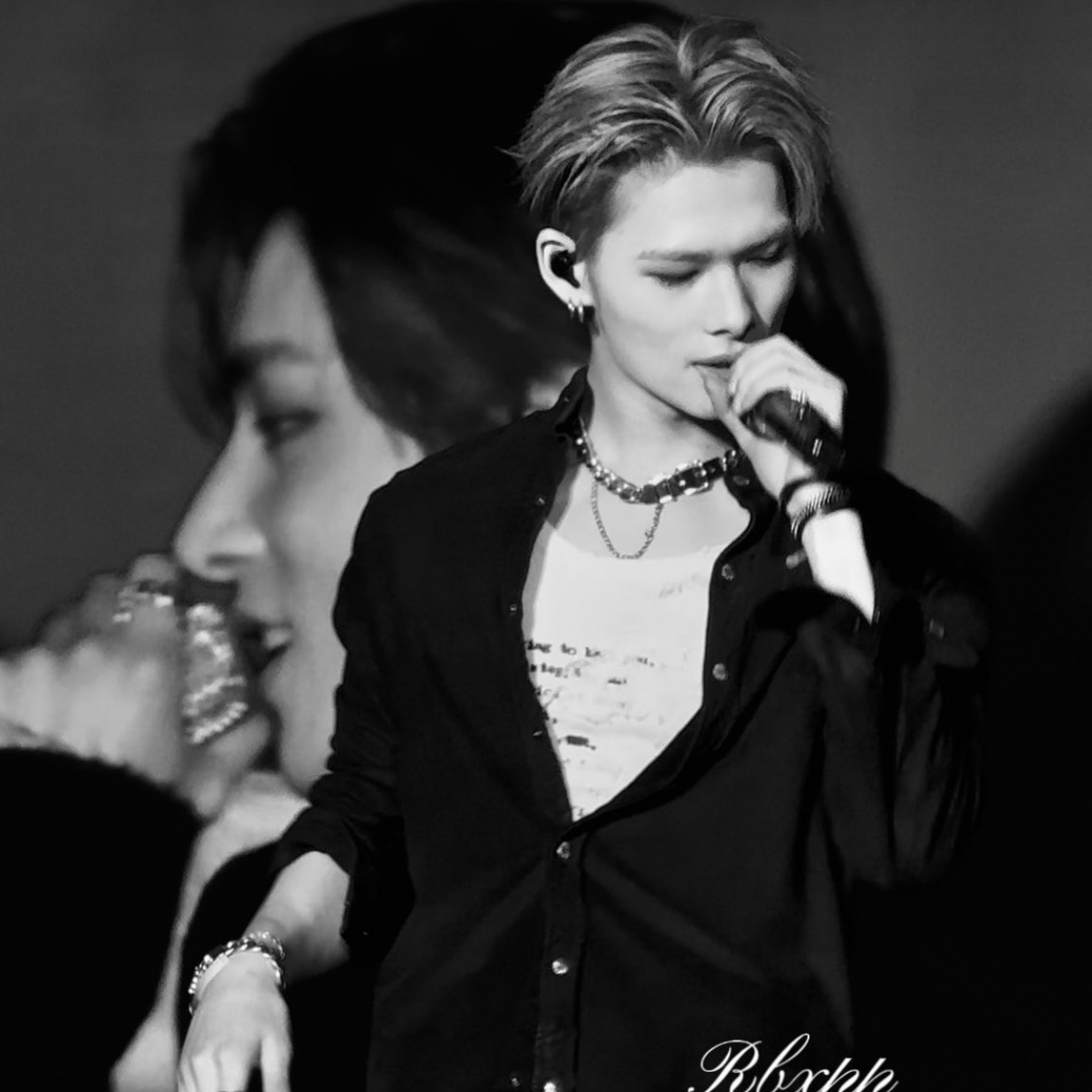 Foto terbaru NI-KI (ENHYPEN)