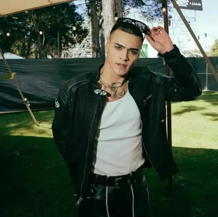 Latest photo of Drew (SANTOS BRAVOS)