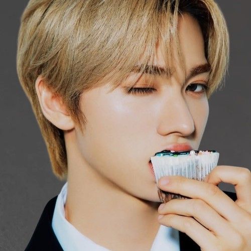 Latest photo of Jinbeom (WHIB)