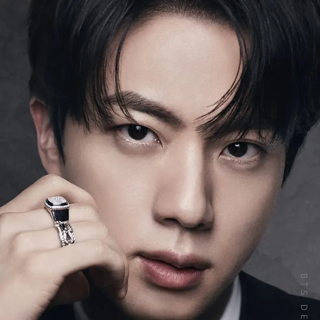 진 (방탄소년단)의 비하인드 컷
