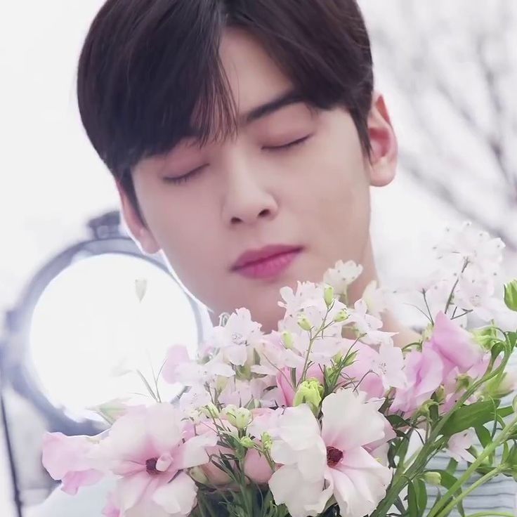 Latest photo of Eunwoo (ASTRO)