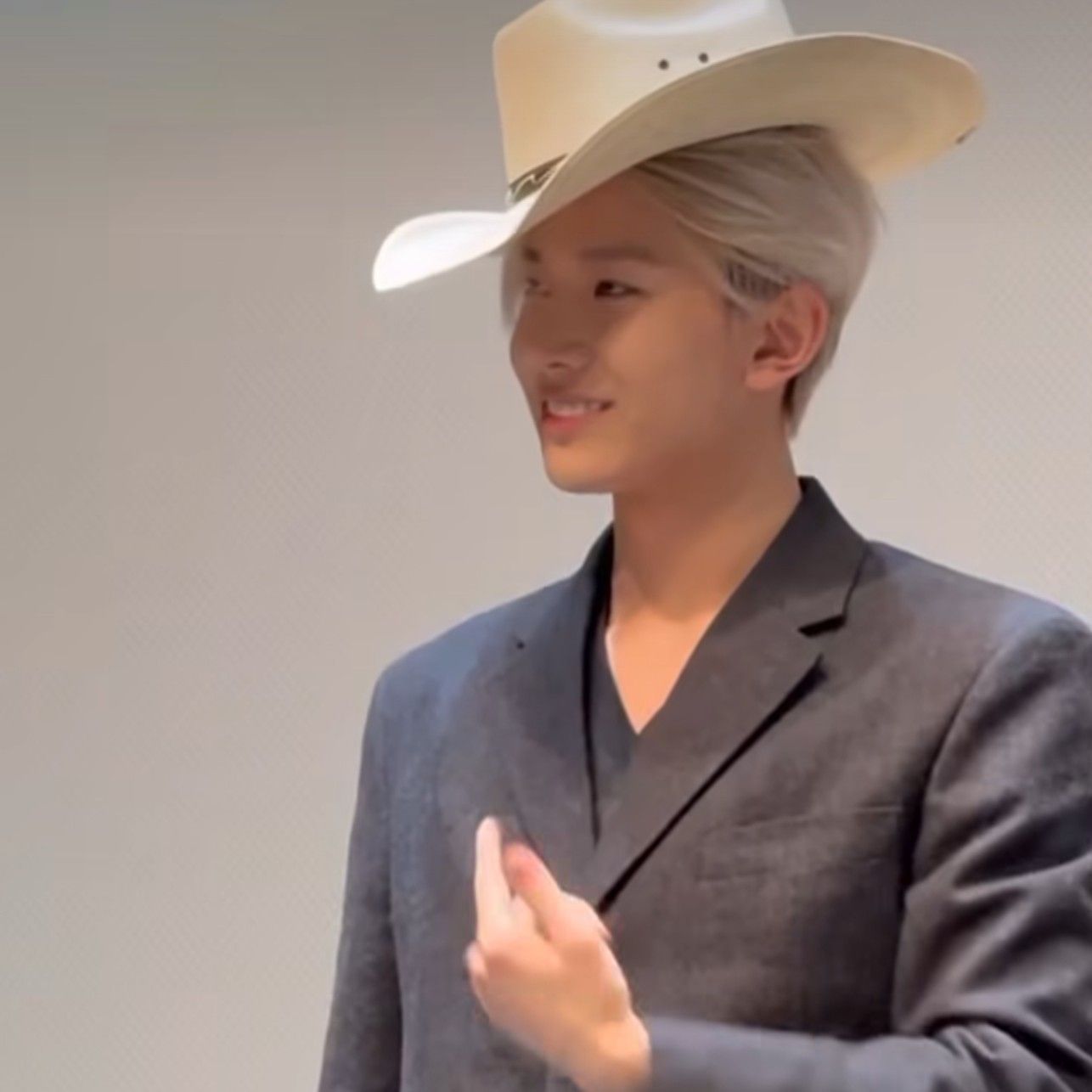 Recent activity shot of Heeseung (ENHYPEN)