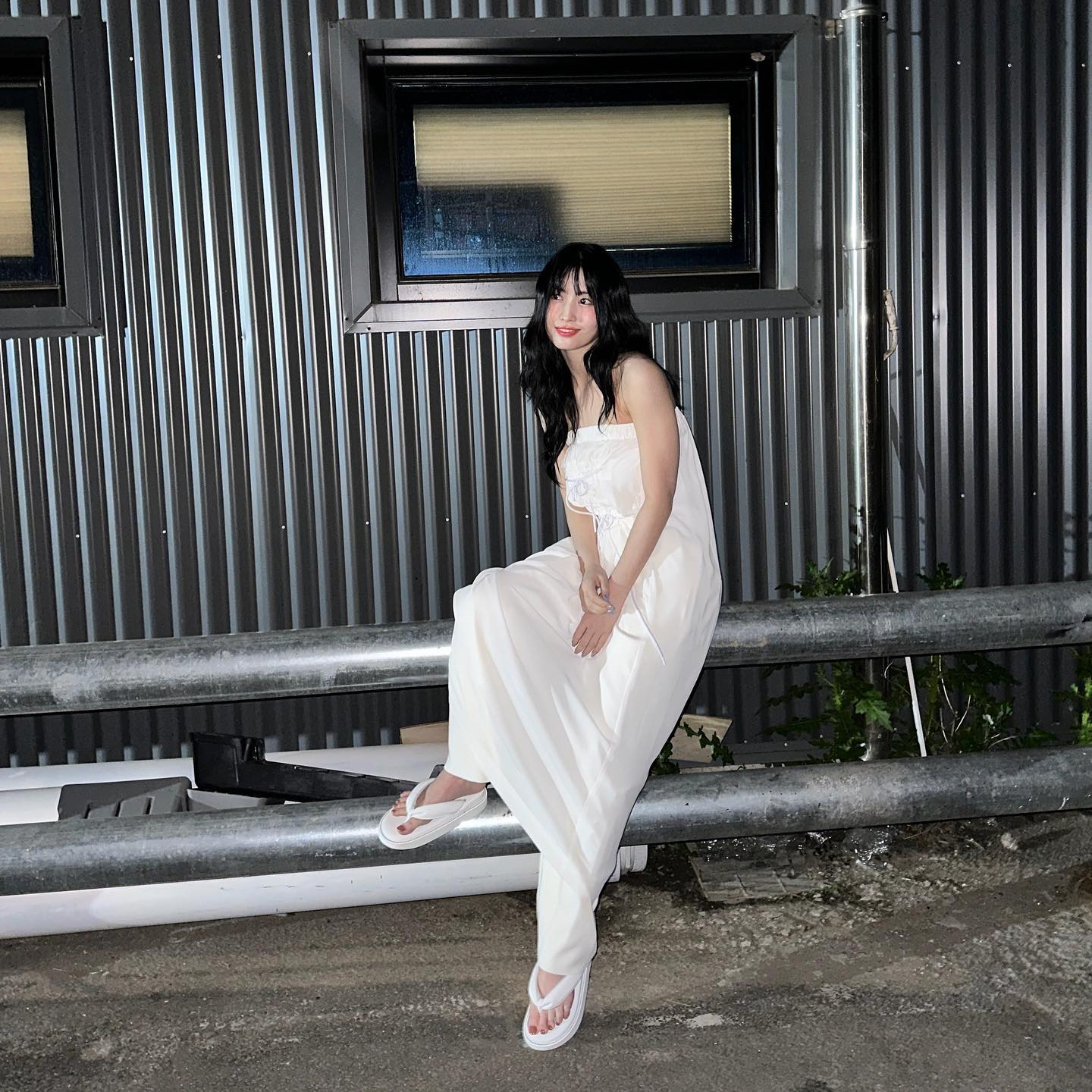Foto aktivitas terbaru Momo (TWICE)