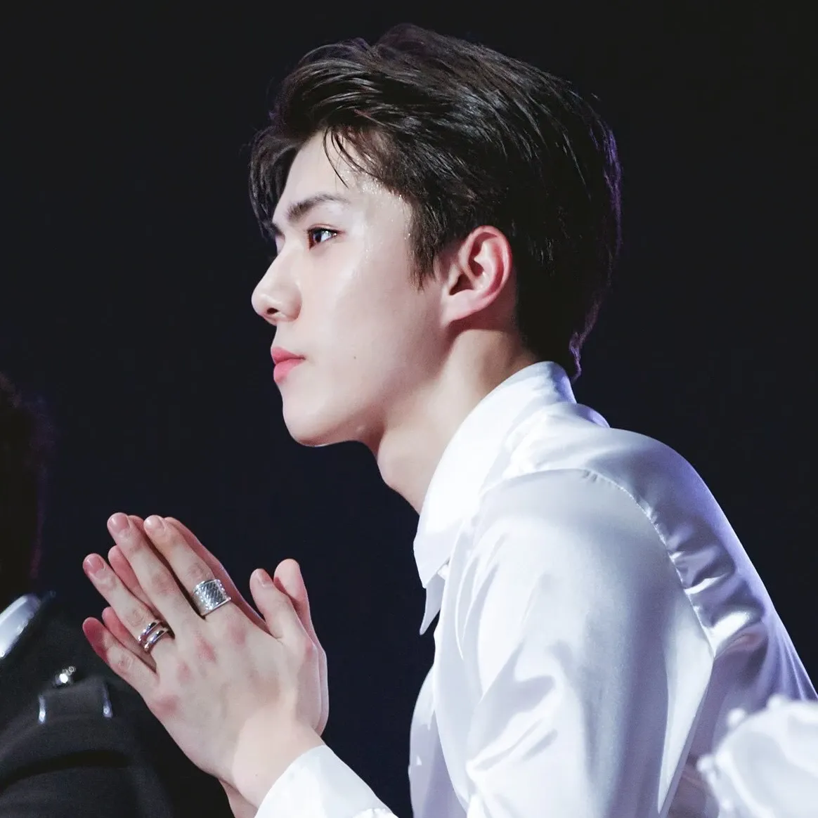 세훈 (EXO)의 비하인드 컷