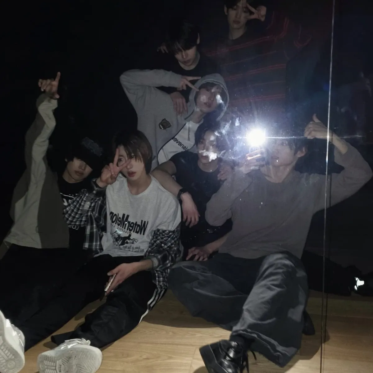 Behind-the-scenes cut of IDID