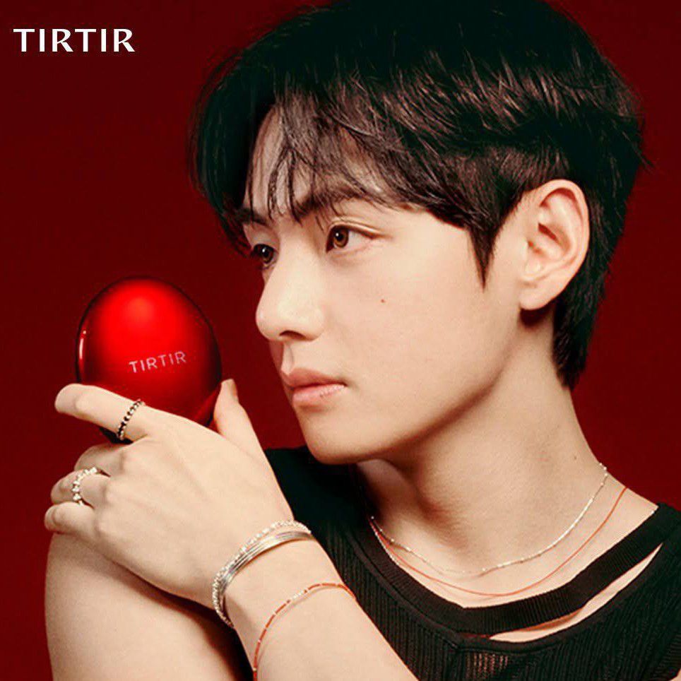 V (防彈少年團)粉絲拍下的瞬間