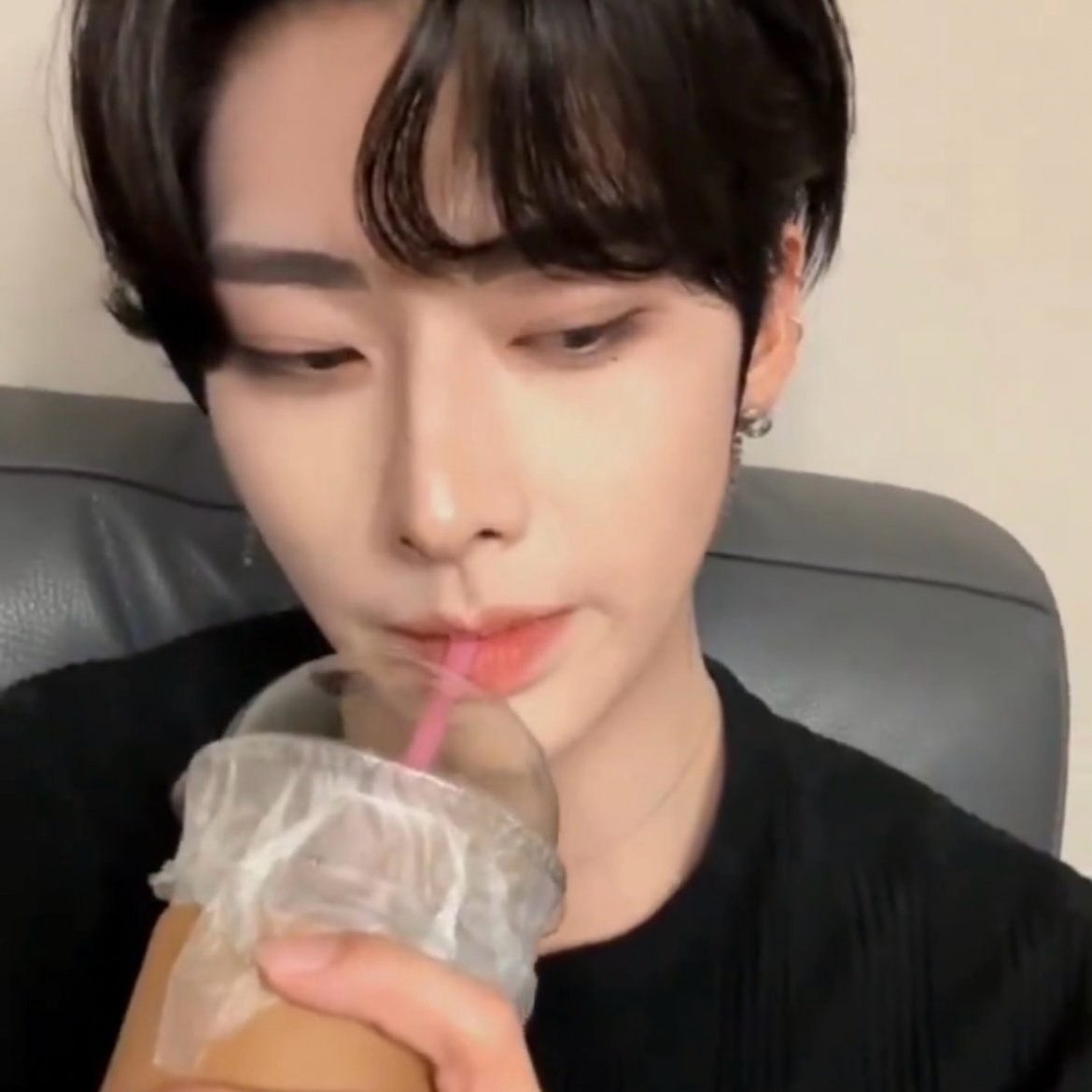 Behind-the-scenes cut of Ricky (ZEROBASEONE)