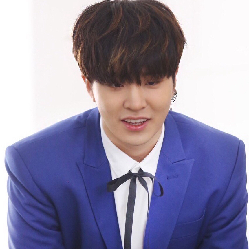 Behind-the-scenes cut of Youngjae (GOT7)