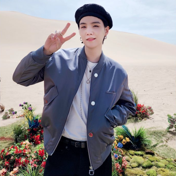 슈가 (방탄소년단) 최근 활동샷