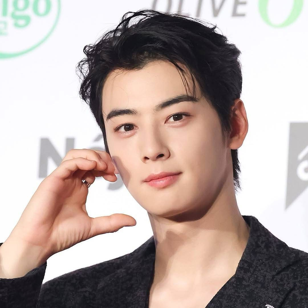 Latest photo of Eunwoo (ASTRO)