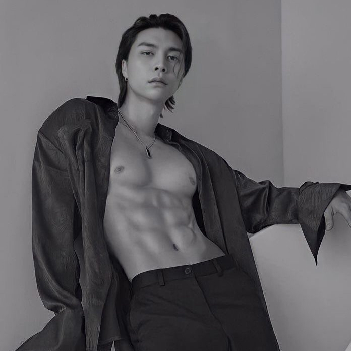 Recent activity shot of Johnny (NCT 127)