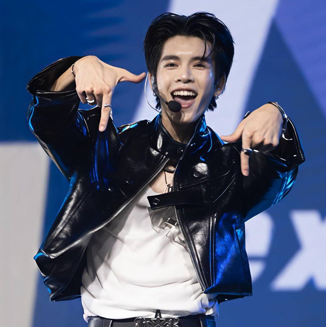 Behind-the-scenes cut of DORN (NexT1DE)