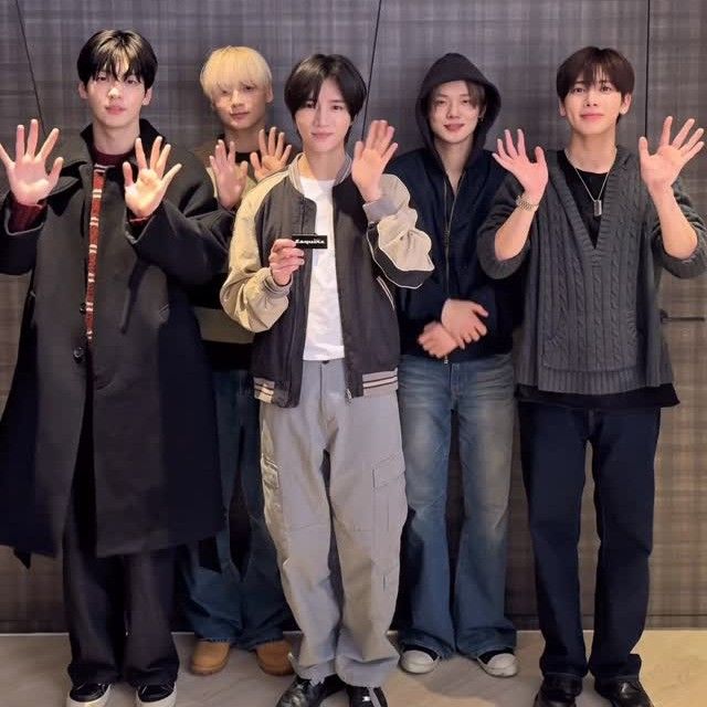 Potret di balik layar TOMORROW X TOGETHER