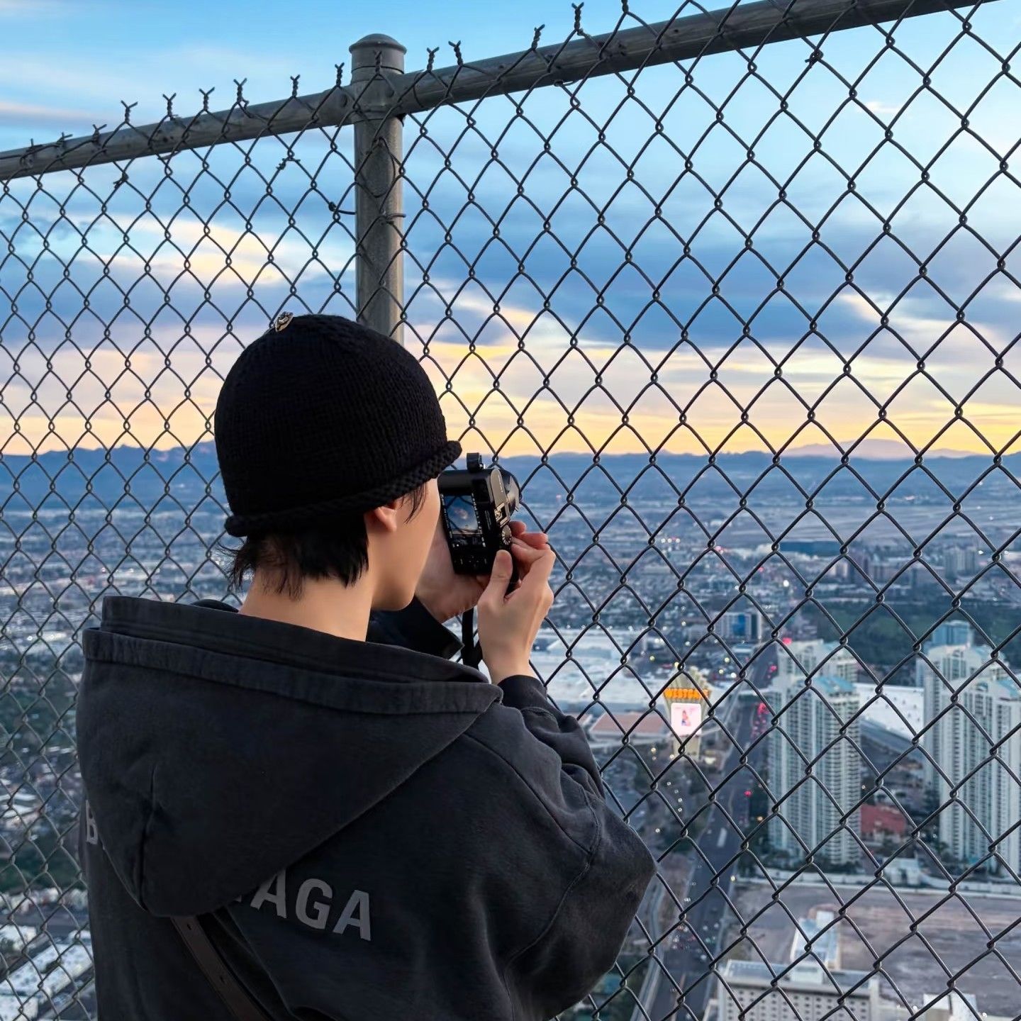 백현 (EXO)의 비하인드 컷