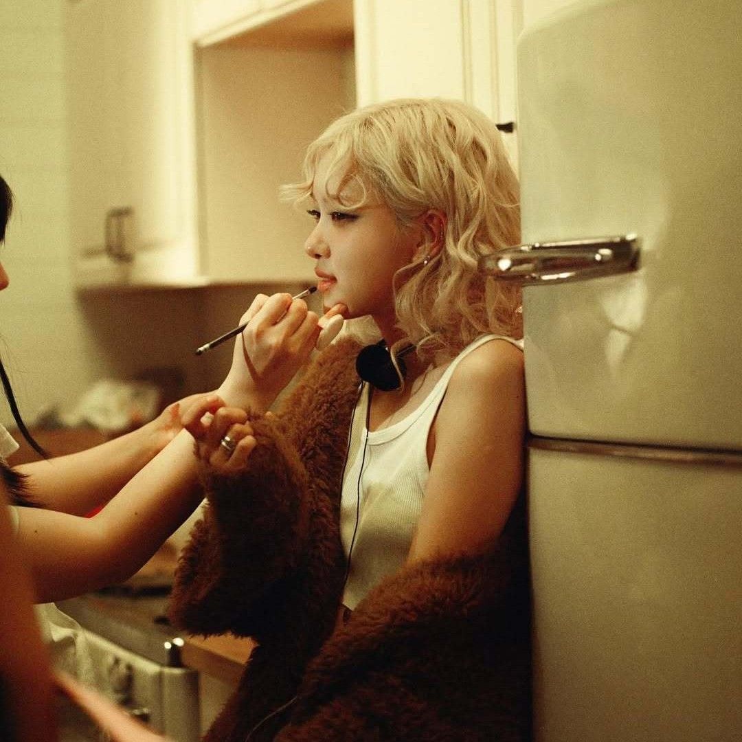 Momen yang diabadikan oleh penggemar ROSÉ (BLACKPINK)