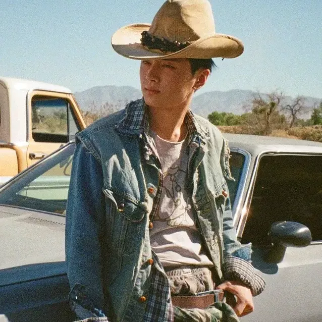 Latest photo of Jay (ENHYPEN)