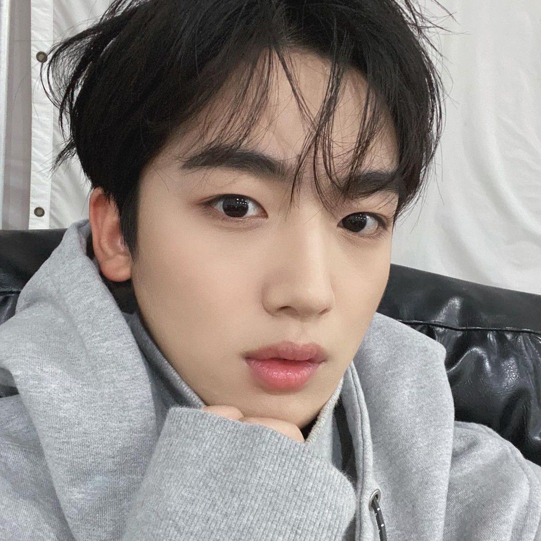 Recent activity shot of Kim Yohan (WEi)