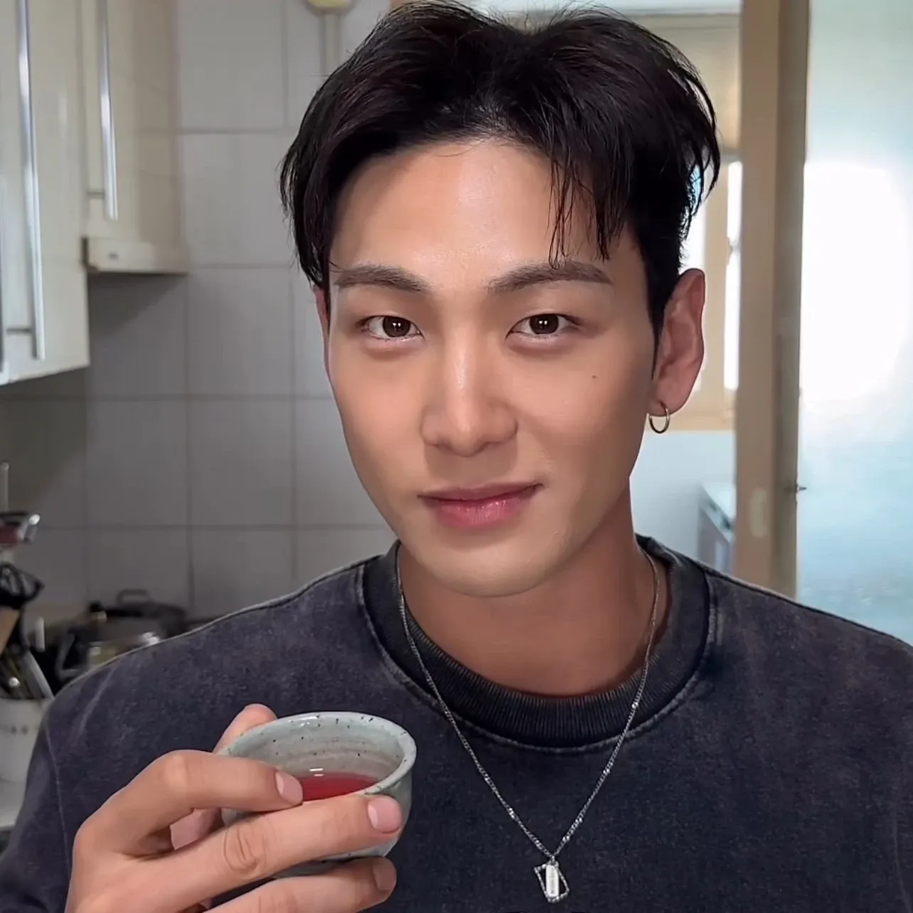 Foto aktivitas terbaru Baekho