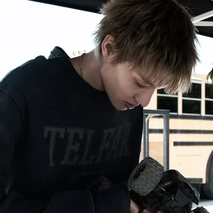 Recent activity shot of Martin (CORTIS)