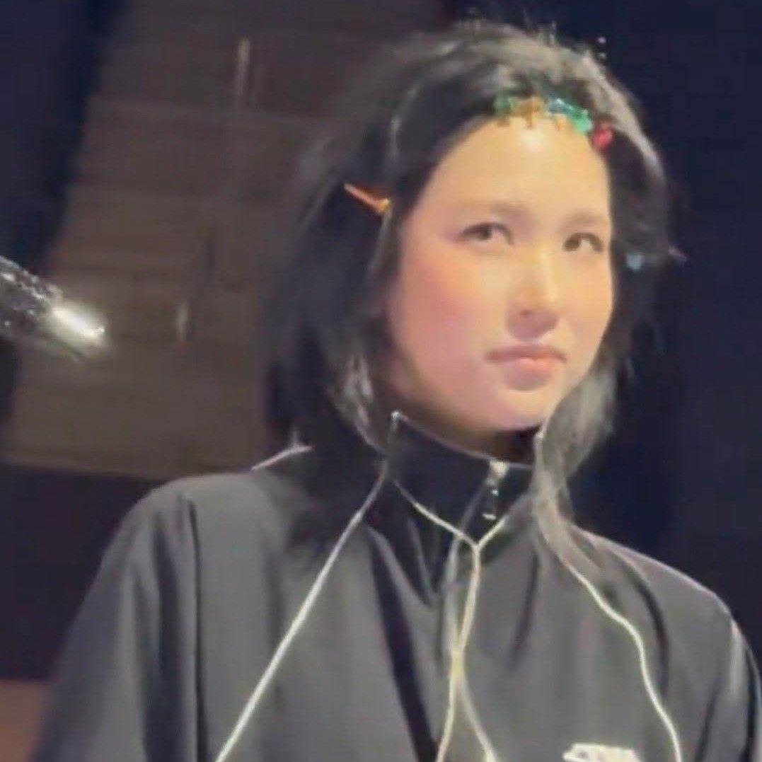 Potret di balik layar Mina (TWICE)