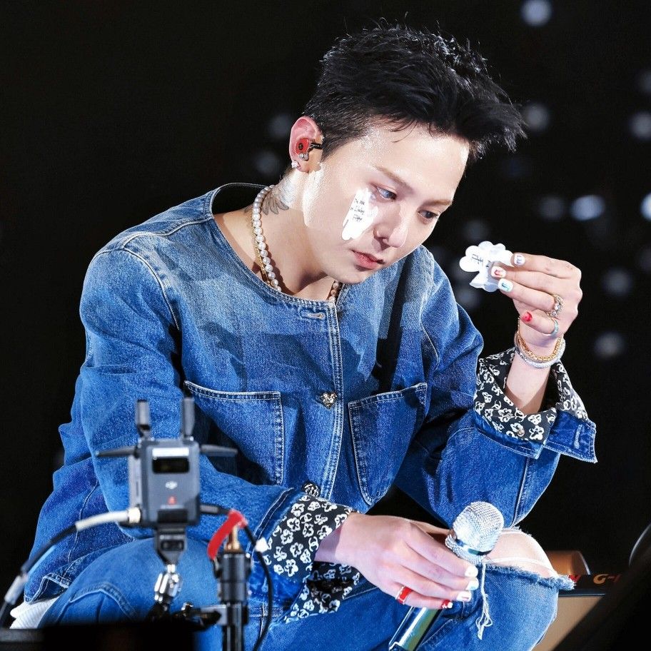 G-DRAGON (빅뱅)의 최신 사진