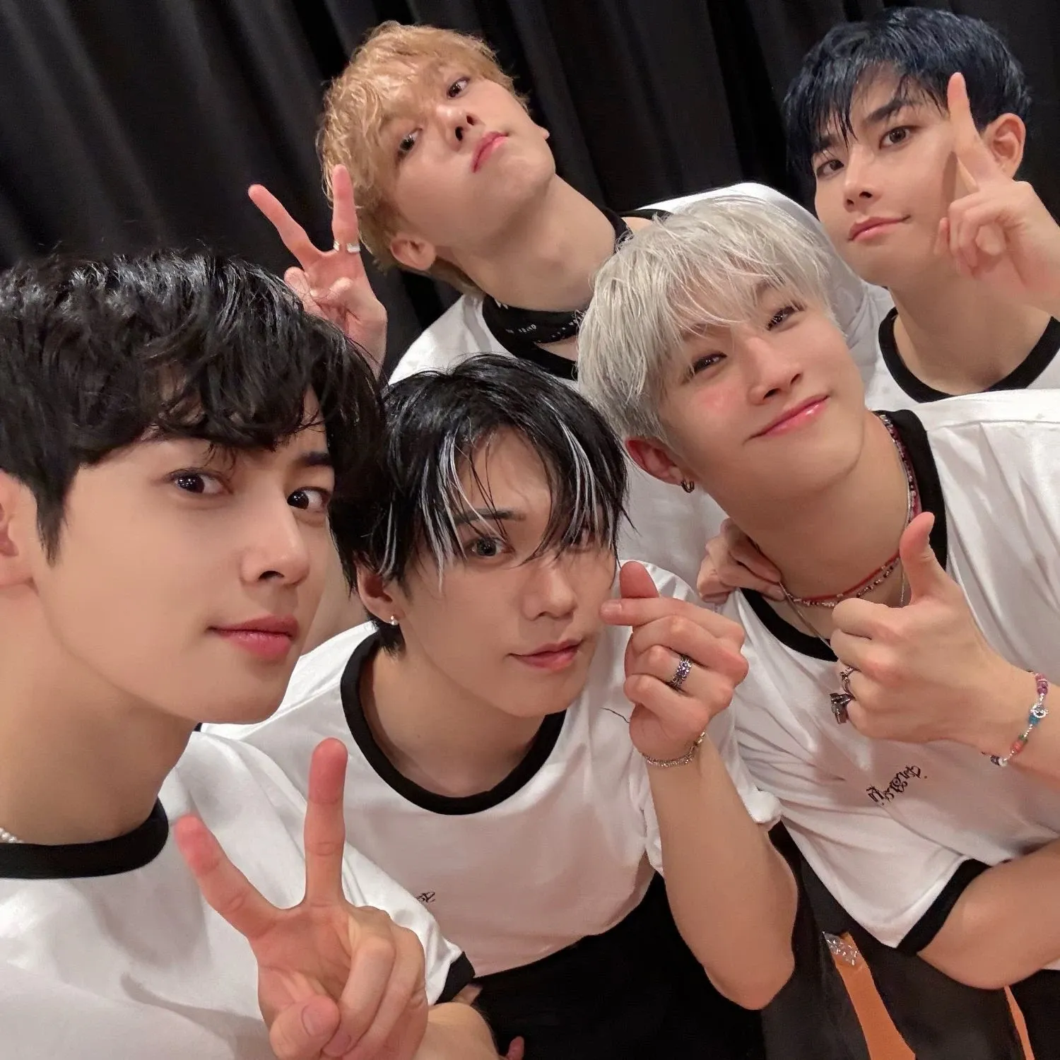 A moment captured by Eunwoo (ASTRO)'s fan