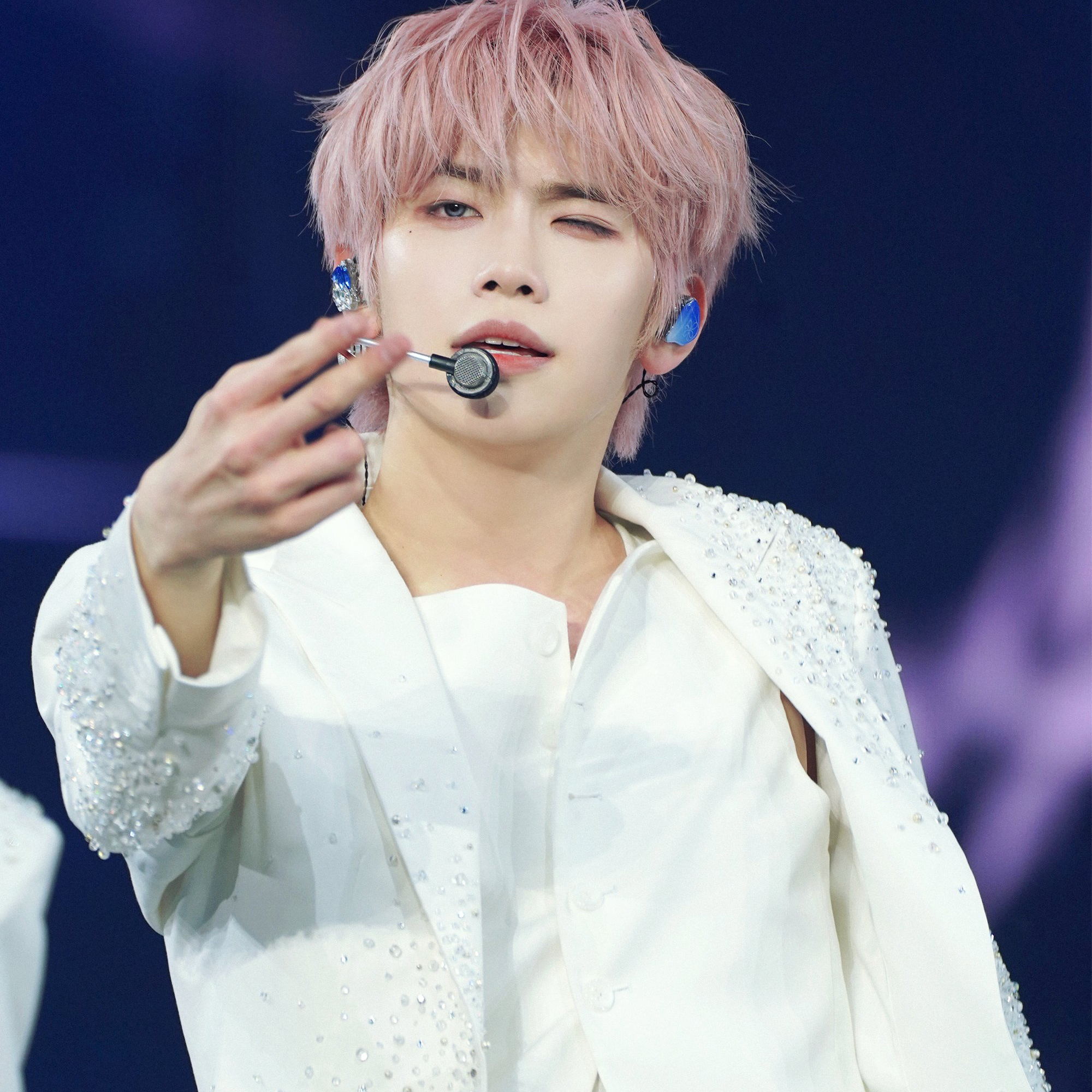 Potret di balik layar Kim Taerae (ZEROBASEONE)