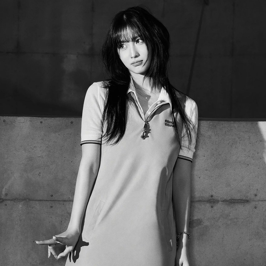 Recent activity shot of Momo (TWICE)