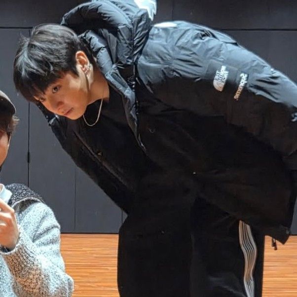 Potret di balik layar Jungkook (BTS)